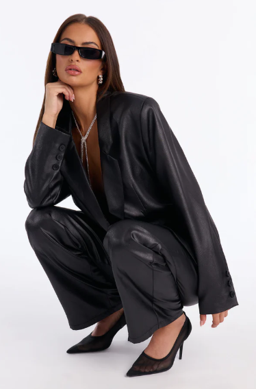 Conjunto Blazer + Pantalón Cuerina Negro